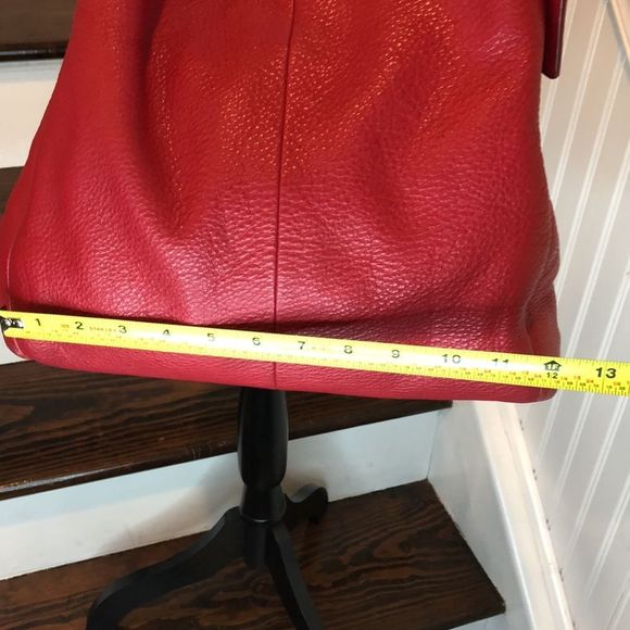 COACH Madison Phoebe Red Lining & Tumbled Red Leather Bag 3 Compartment Interior - Picture 14 of 15